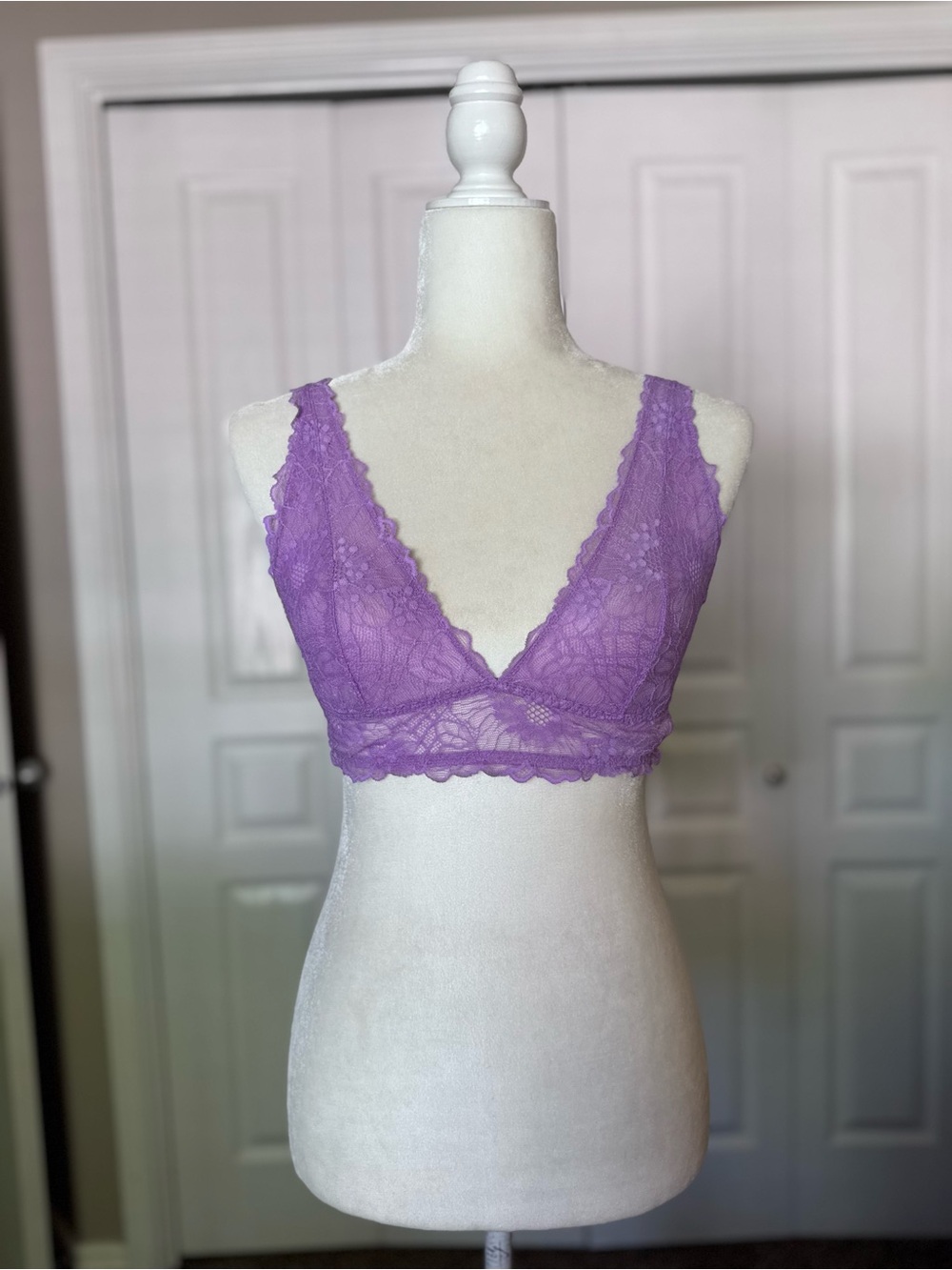 Victoria’s Secret Bralette size Large
